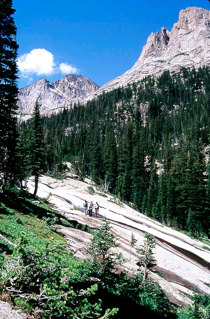 PHOTO GALLERY SIXTEEN GLACIER LAKEMcHENRY'S PEAK.